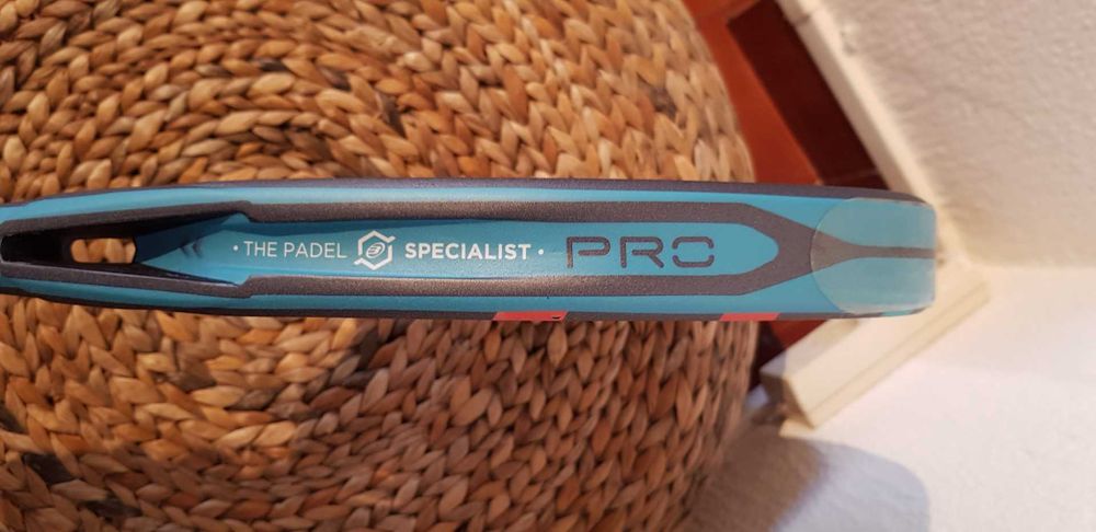 Raquete Bullpadel Vertex W 2022 como nova