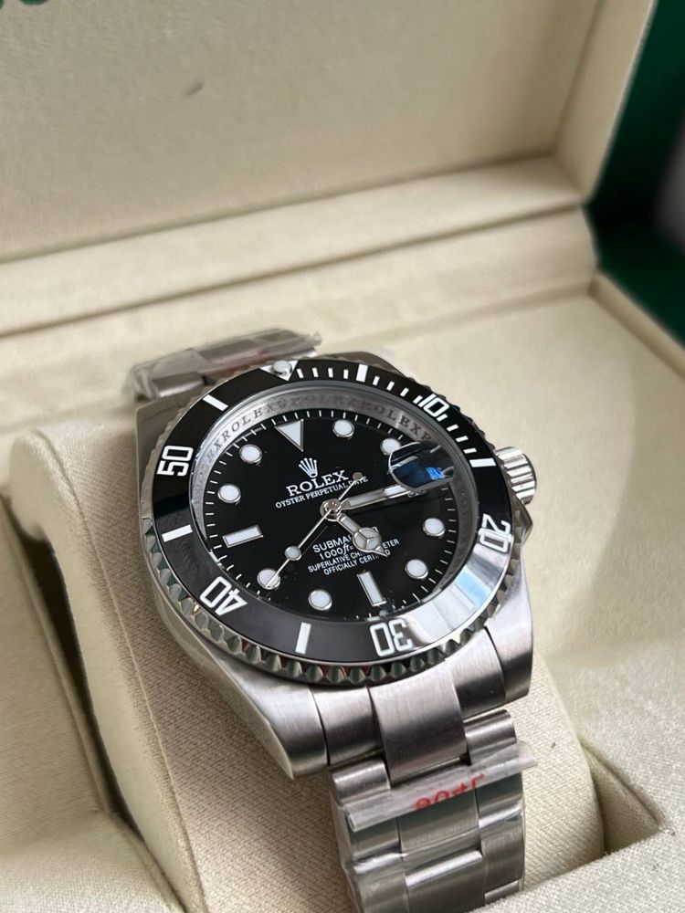 : Rolex Submariner Date Black