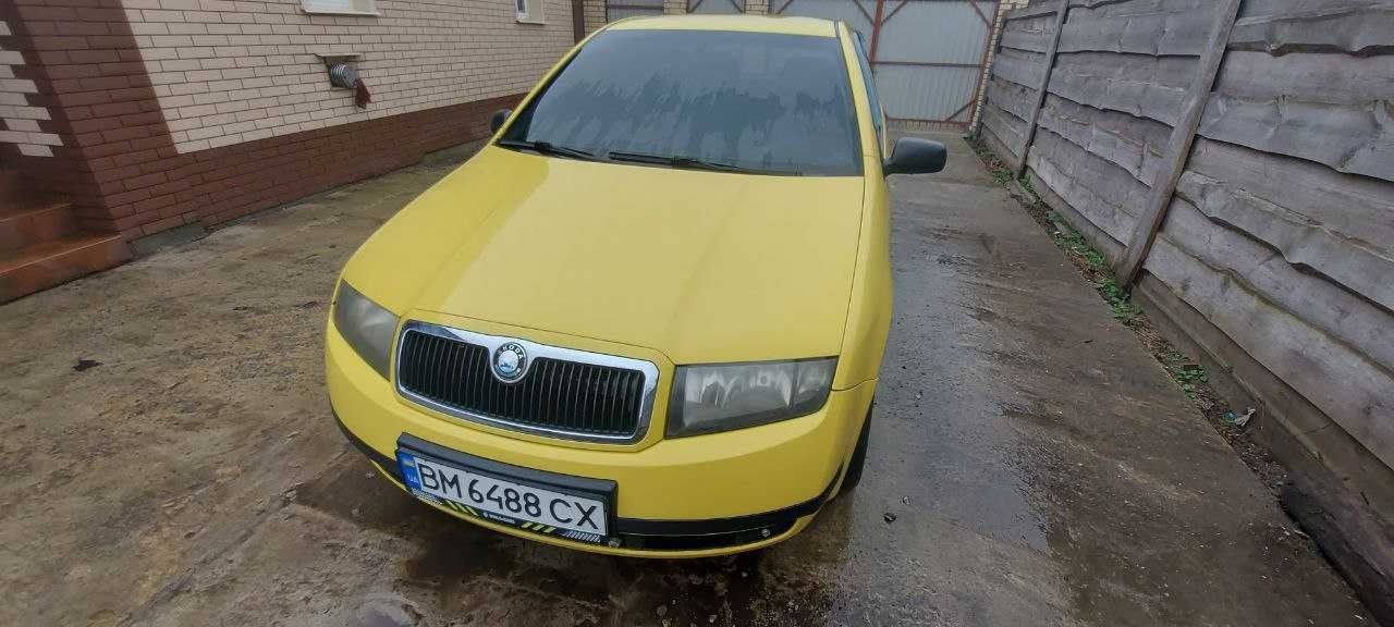 Shkoda Fabia 2003 + майжеНОВА ЗИМОВА ГУМА)