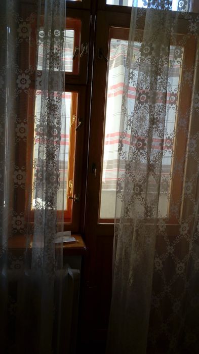 Сдам большую квартиру у метро.