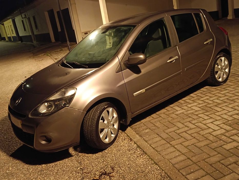 Renault Clio 1.5 Dci, 85Cv. Automático/Manual. Full Extras. Como Novo.