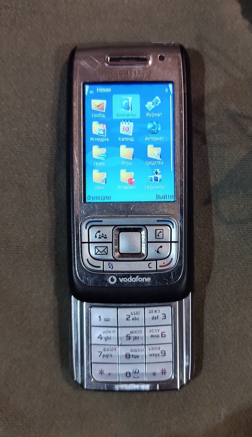 Продам мобильный телефон Nokia E65-1