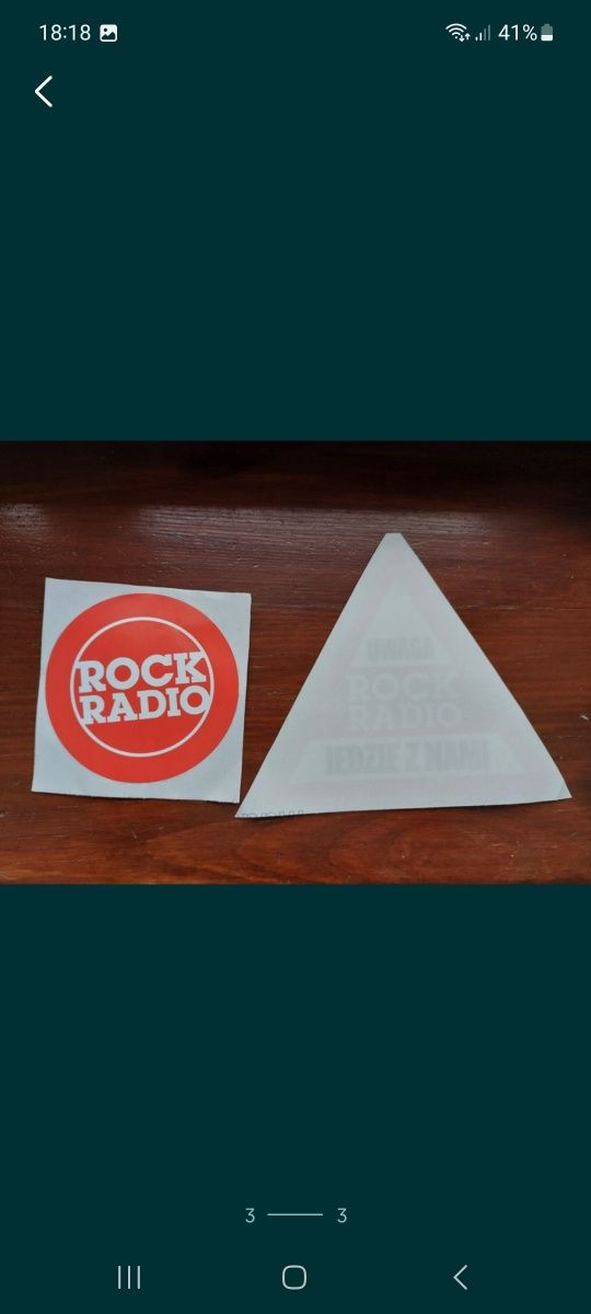 Naklejka ma szybę auto uwaga rock radio jedzie z nami + okrągła