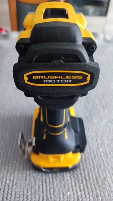 Dewalt DCD800 wkrętarka 90Nm