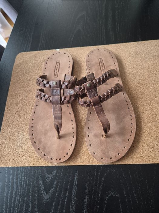 Japonki skórzane rozmiar 39