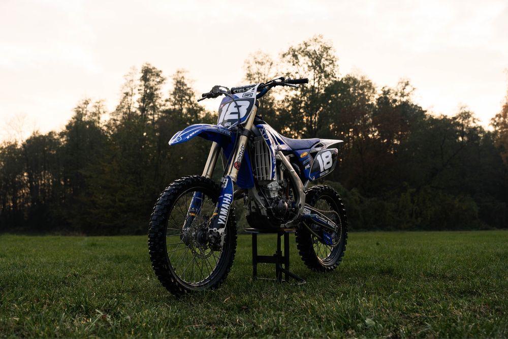 Yamaha YZF250 YZ250F 4t cross