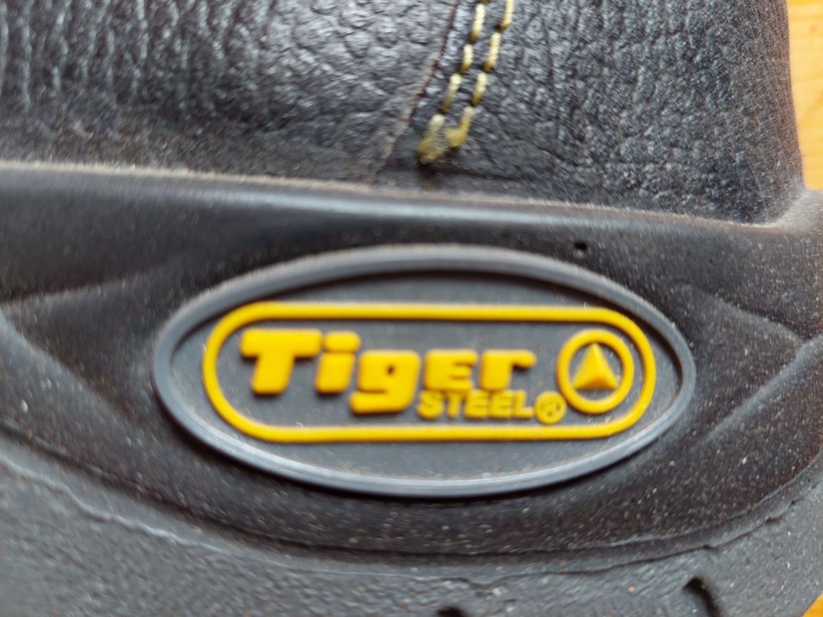 Buty Tiger S1P 43