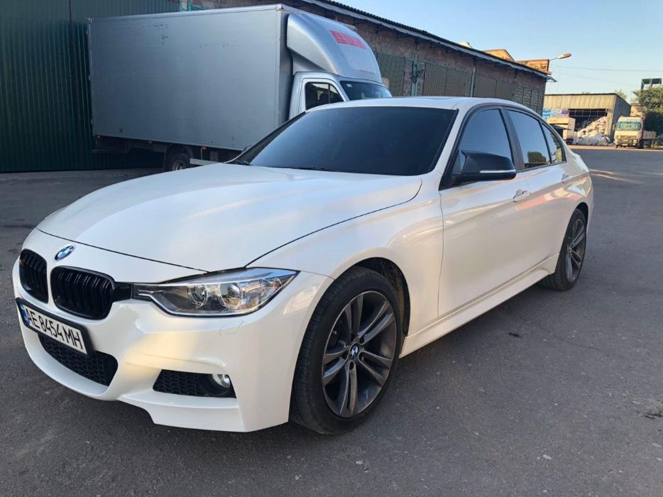 Бампер передний BMW 3 F30 М-пакет