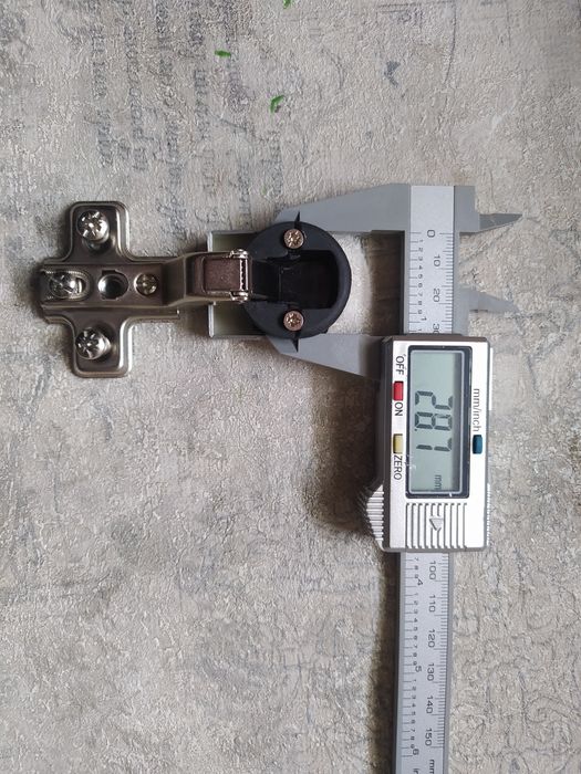 Петли мебельные новые для стеклянных дверей