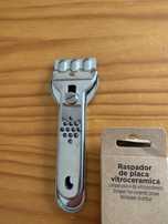 Raspador de placa vitrocerâmica ou de indução