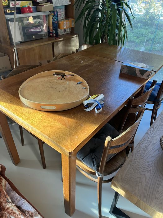 Pilnie Biblioteczka/barek PRL 3 sztuki,8 krzesel i stół rozkladany