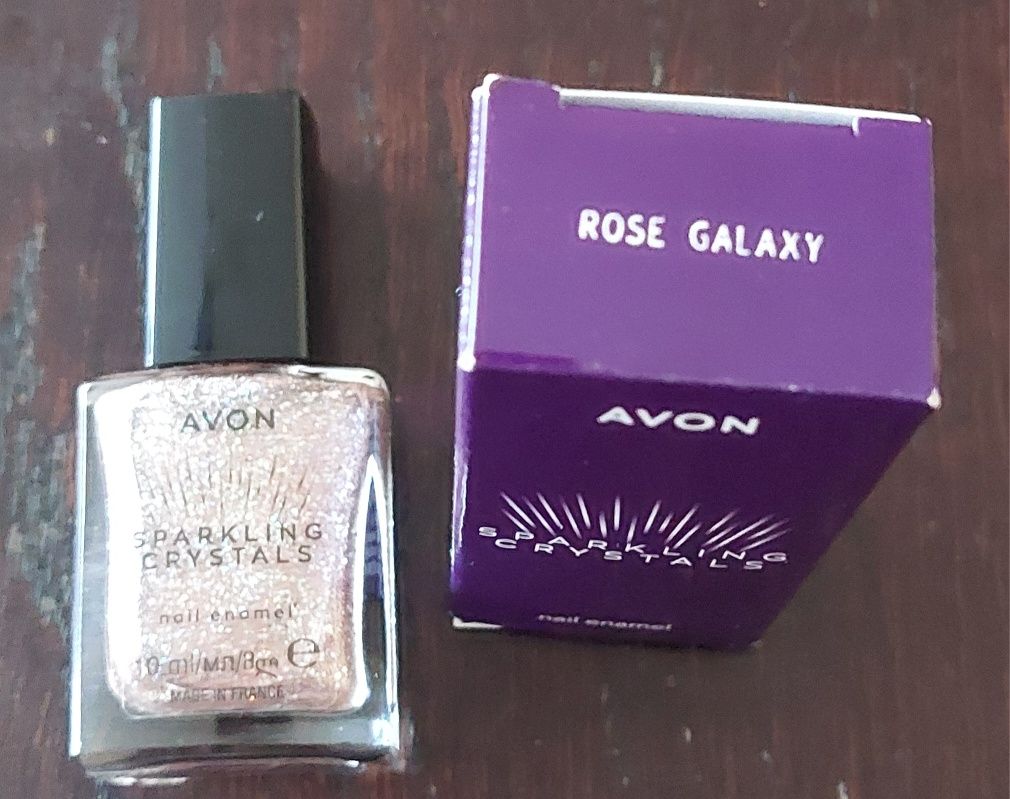 Avon lśniący lakier do paznokci 3D Sparkling Crystals Rose Galaxy