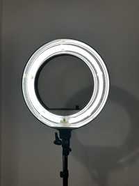 Lampa ring regulowana do 180cm wysokości