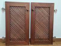 Portas 40×72 cada