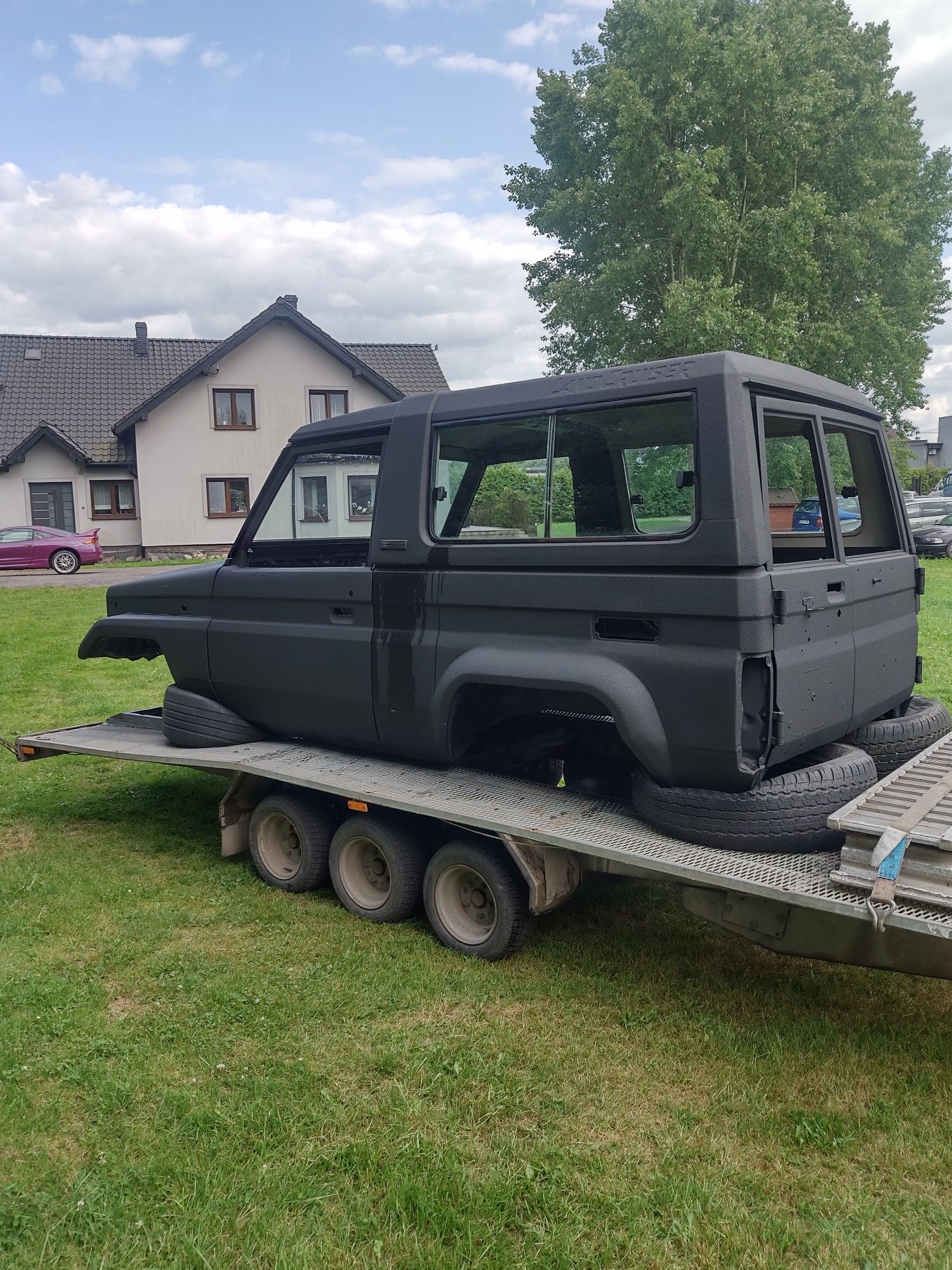 Karoseria Toyota Land Cruiser