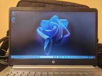 Portatil HP 14" Intel 128Gb / Windows 11 + Office / Kit Escolas