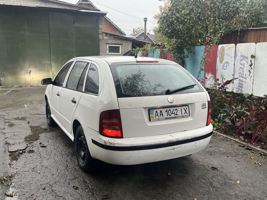 Продам Шкоду Фабію 2003 року