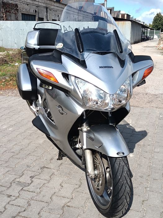 Honda ST 1300 Pan-European 2005 ABS,po serwisie,nowe gumy,stan bdb !!