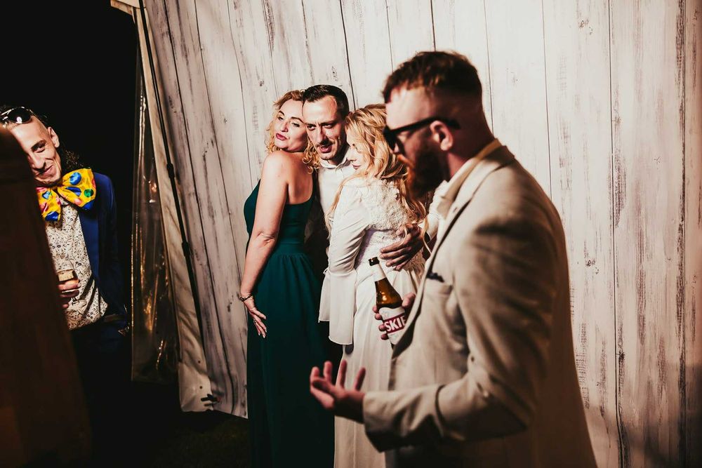 Fotobudka retro, drewniana klasyczna fotobudka na wesele i eventy