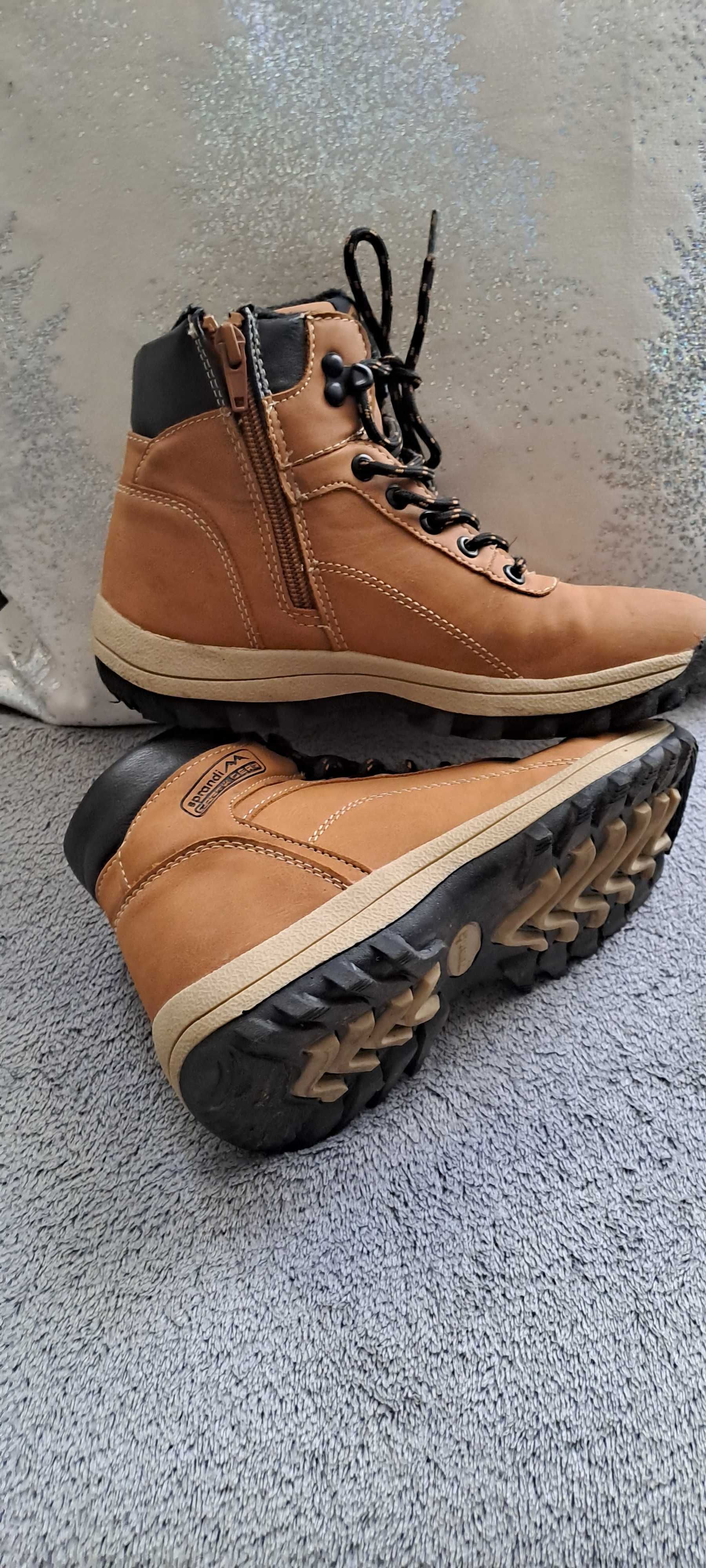 Buty dziecięce trapery zimowe r.34 jak nowe