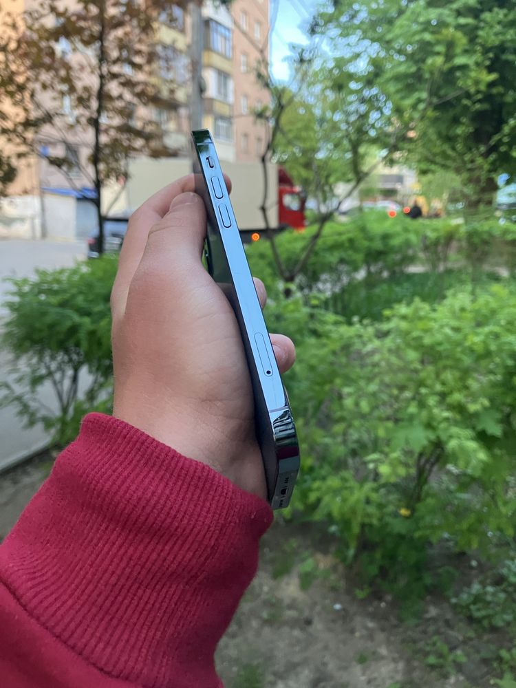 Iphone 12 pro Newerlock Идеал