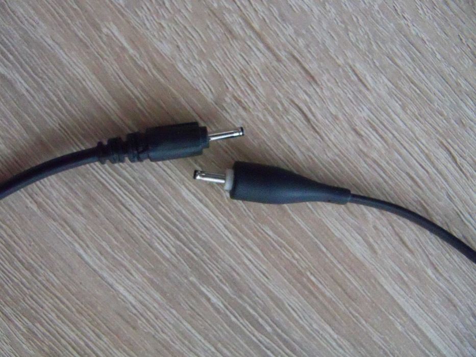 Ładowarka Nokia z cienkim bolcem