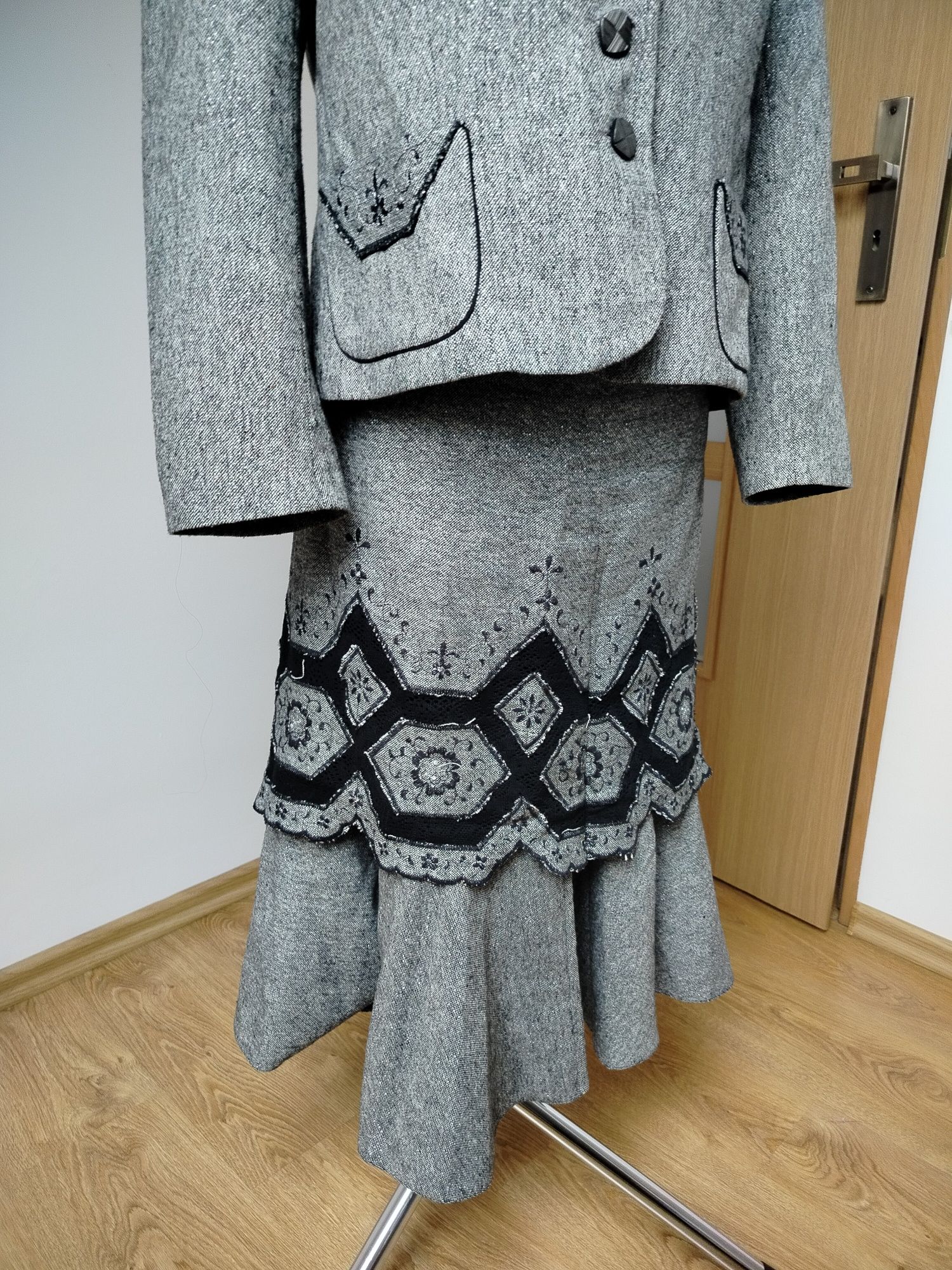 Garsonka damska garnitur rozmiar 42/44 plus size dziergana maxi
