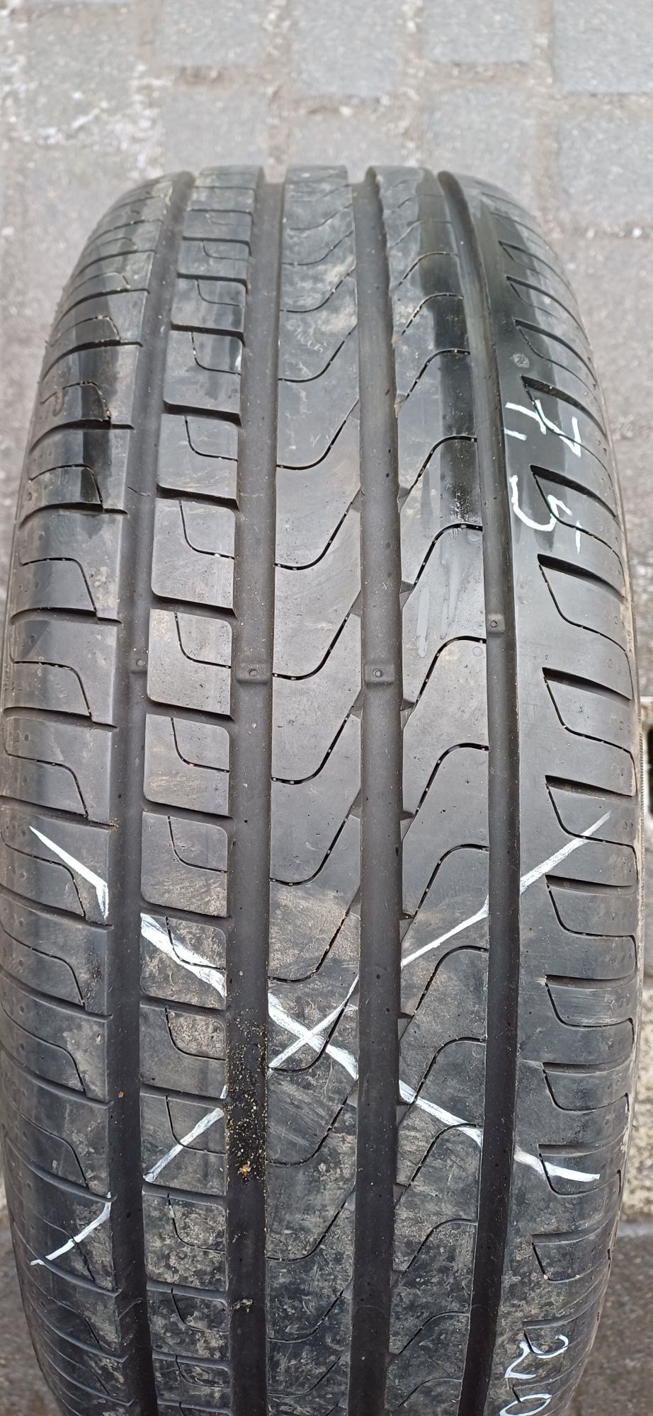 PIRELLI 205/60R16 96V , pojedyńcza opona letnia.