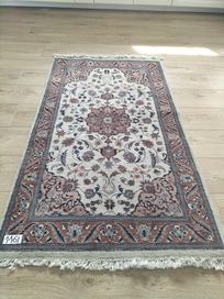 Piękny Irański ręcznie tkany wełniany dywanik Isfahan 80x145cm nr 1161