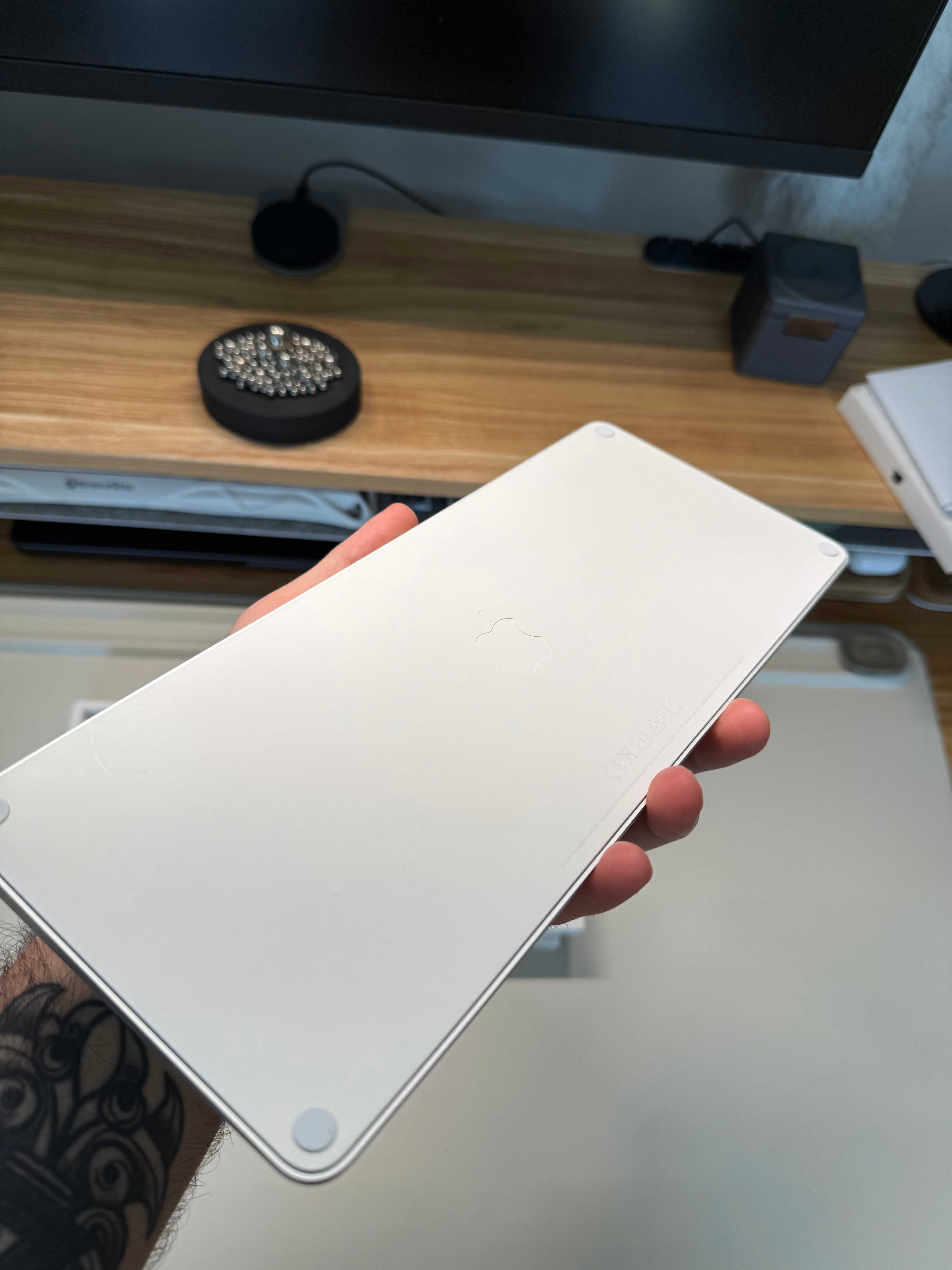 Клавіатура Magic Keyboard with Touch ID (Lightning)