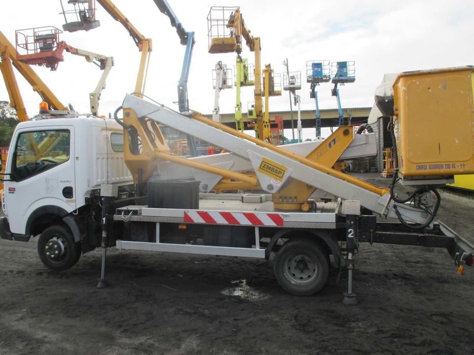 Podnośnik koszowy 17 m Multitel MX170  gsr cabstar Renault Maxity