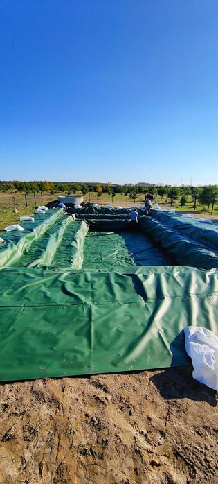 Продам плівку для ставка