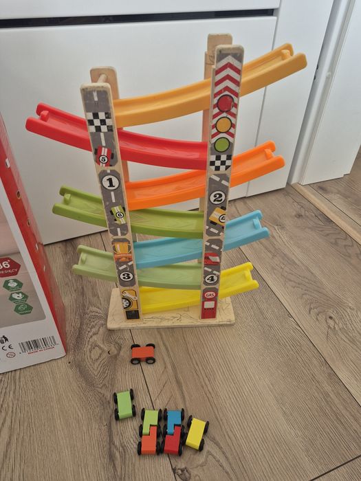 Zjeżdżalnia samochodowa