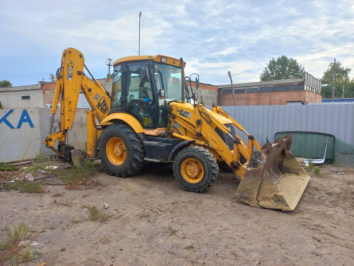 Продам екскаватор JCB3CX