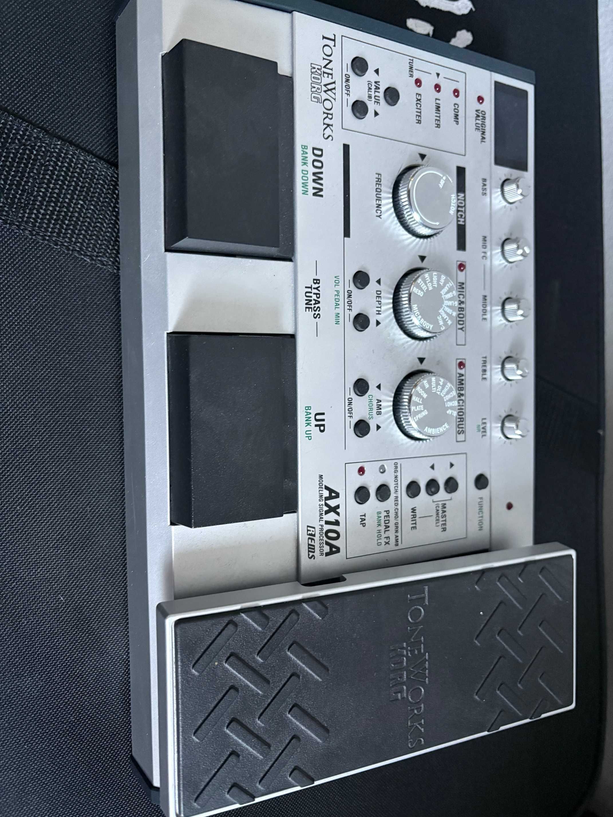 Korg AX-10G multiefekt gitarowy Bardzo dobry Stan