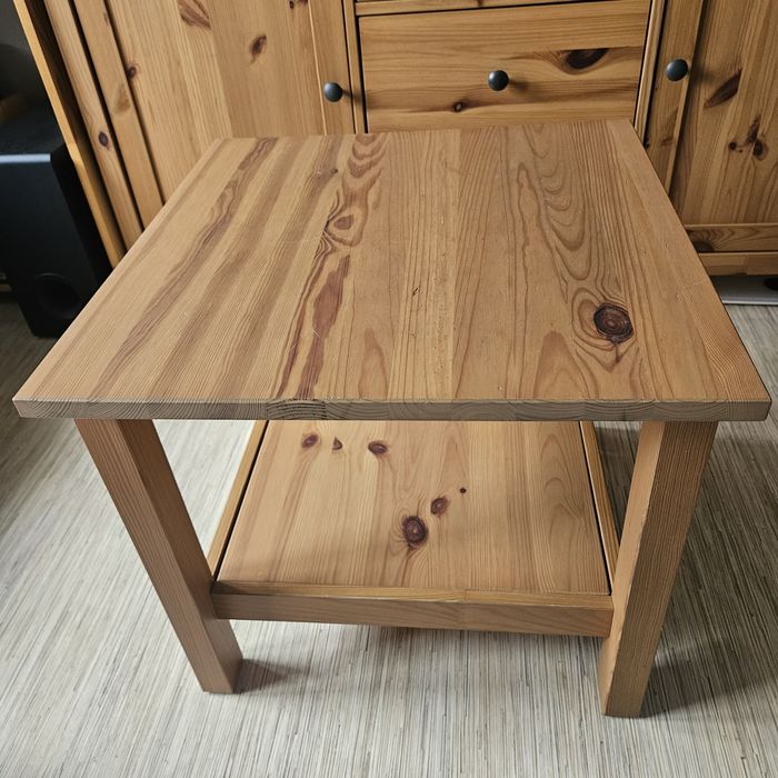 Stolik IKEA HEMNES z litego drewna sosnowego – stan dobry, 200 zł