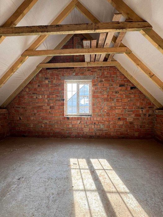 Продаж окремостоячого будинку біля лісу у с. Бірки