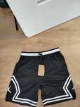 Spodenki sportowe nowe