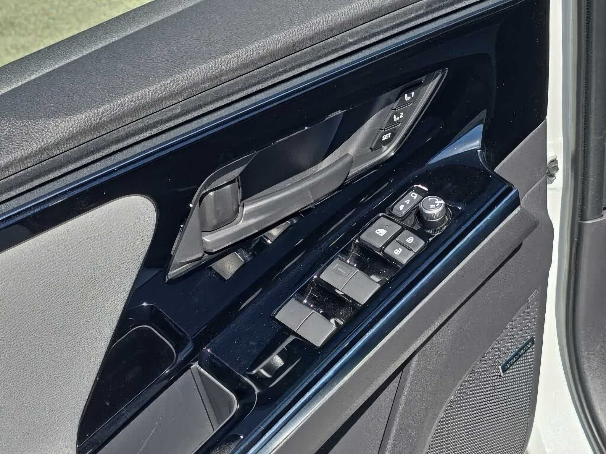2023 Subaru Solterra Touring