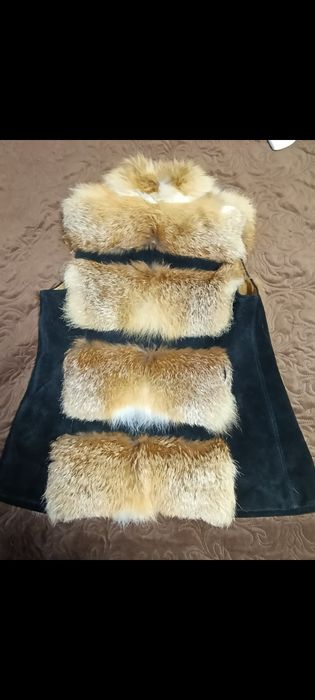 Продам жилет с лисицы