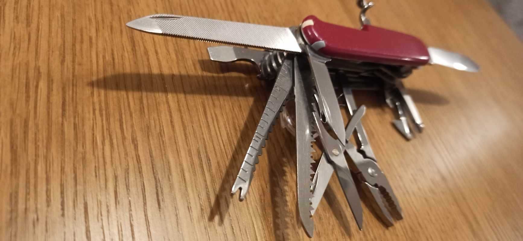 Scyzoryk Victorinox SwissChamp