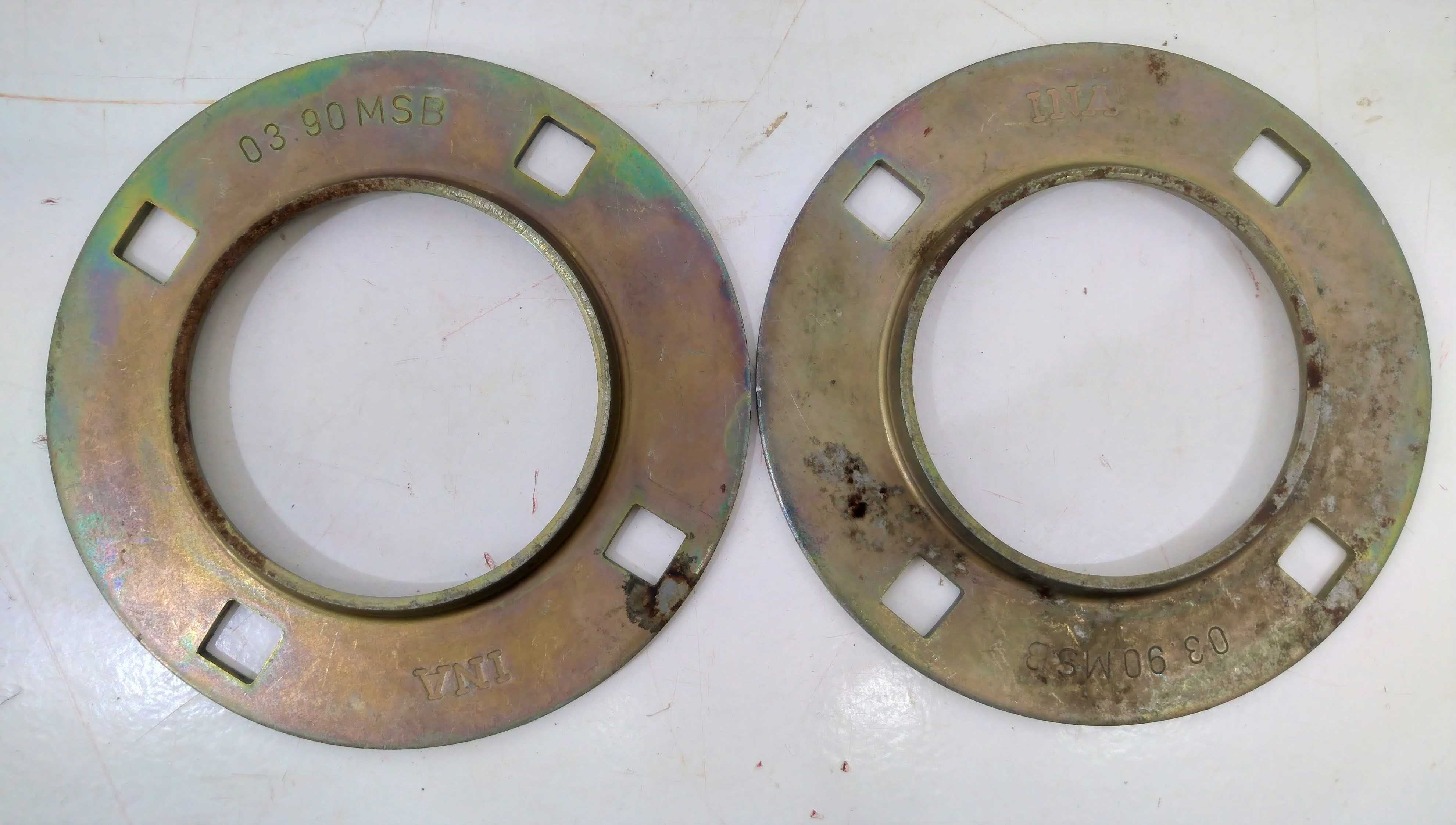 Obudowa oprawa kołnierzowa łożyska John Deere INA 03.90MSB