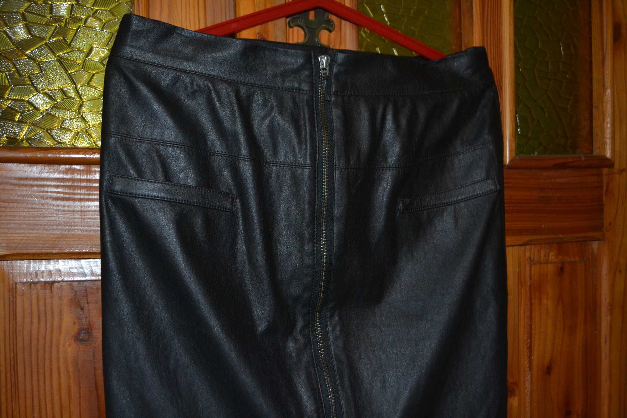 czarna spódnica Hexeline, rozmiar 40
