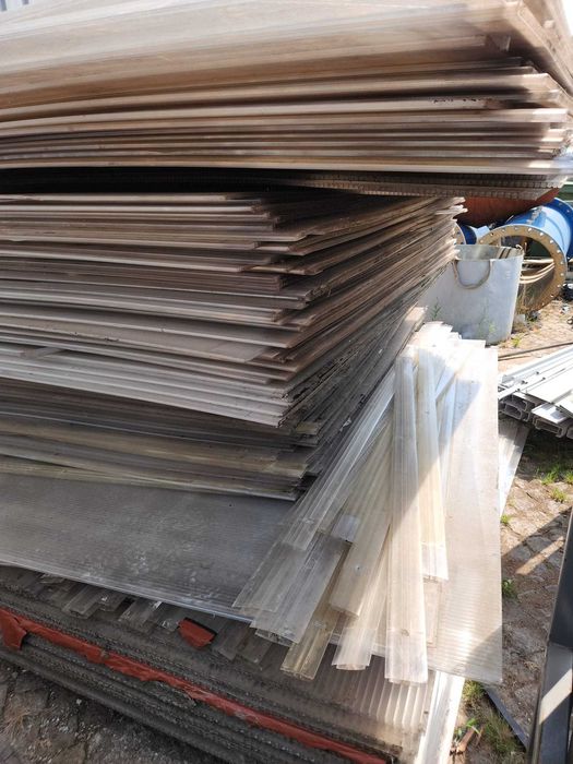 Painel de policarbonato transparente