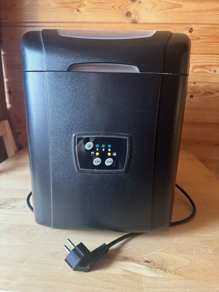 Kostkarka do lodu