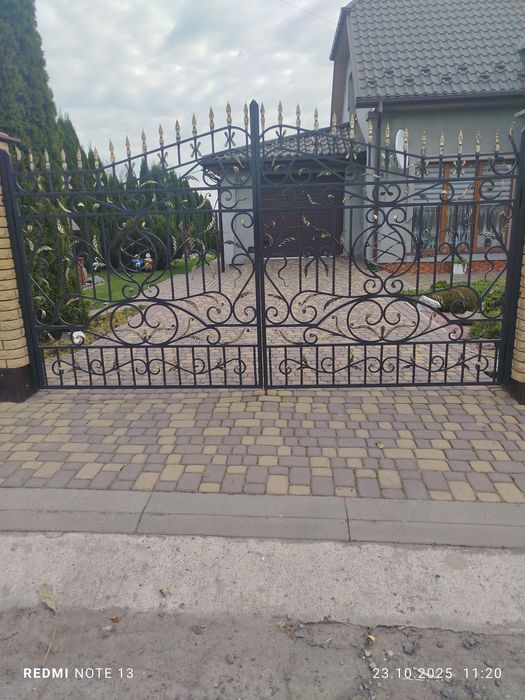 Продам ворота і калітку
