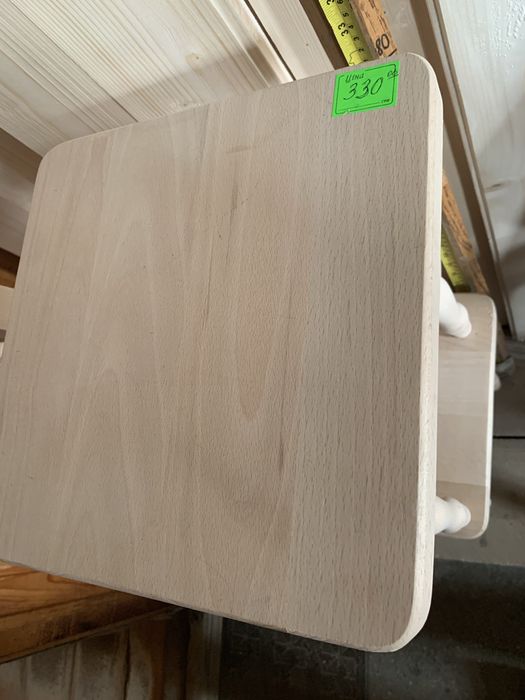 Табуретки, стільці, крісла розкладні