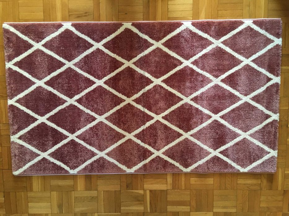 Dywan FLOKO 80x140cm ciemny różowy/biały, gęsty