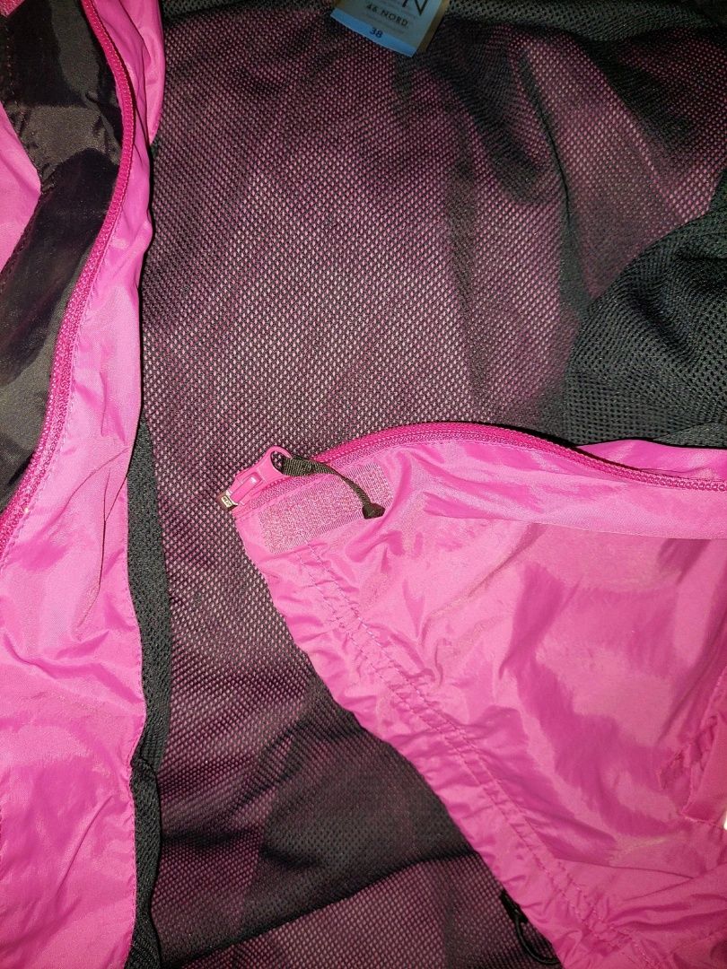 Рожева спортивна куртка фірми 46 Nord. Розмір 38. Стан ідеальний.