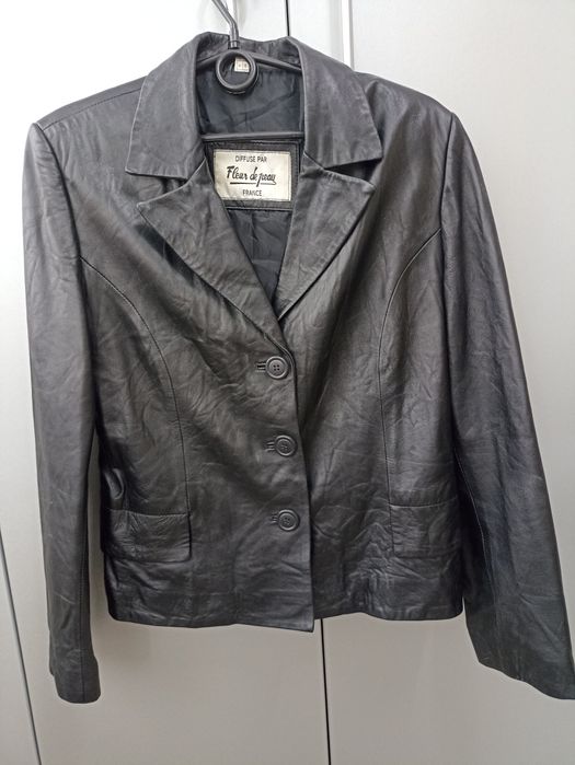Продаю женский кожаный пиджак пр-ва Франция.